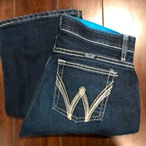 Wrangler Q-baby